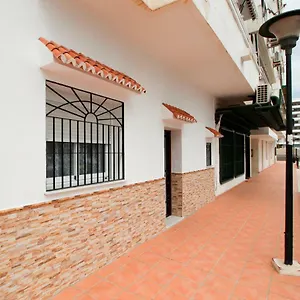 Appartement Palacios 6, Nuevo, Playa, Barrio Tranquilo, Todos Servicios, Pa, Málaga